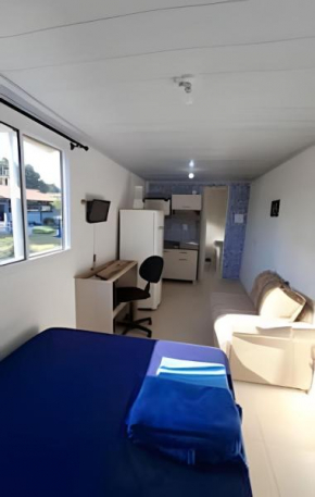 Estudio com saida para trilha!